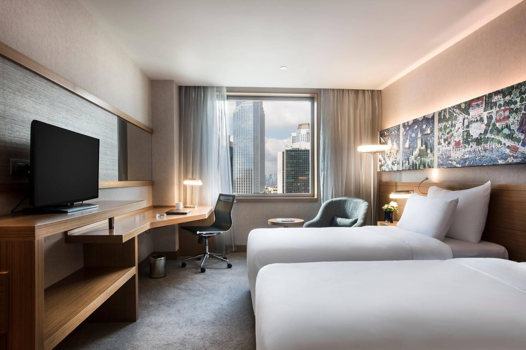 Delta Hotels By Marriott Istanbul Levent Exterior photo