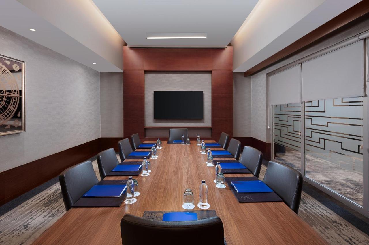 Delta Hotels By Marriott Istanbul Levent Exterior photo