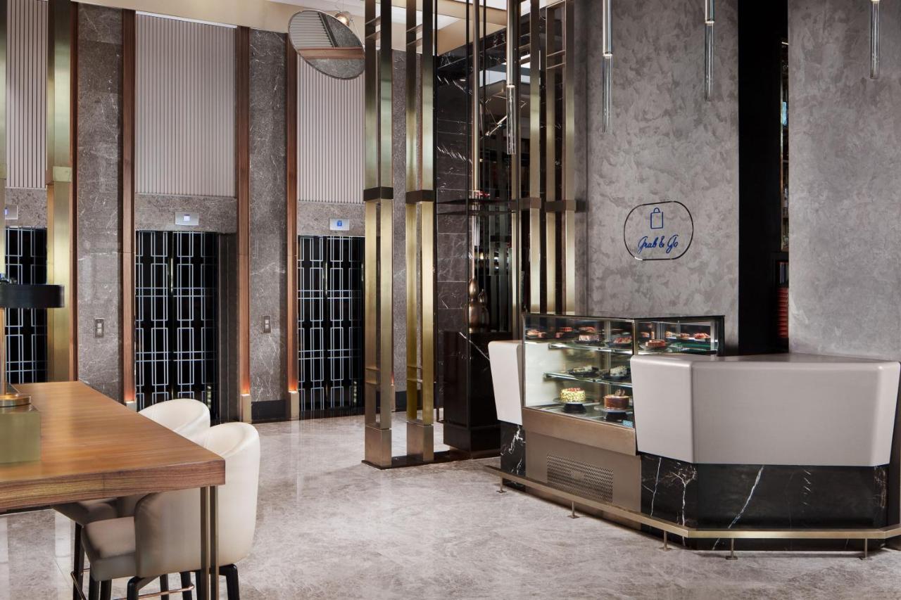 Delta Hotels By Marriott Istanbul Levent Exterior photo