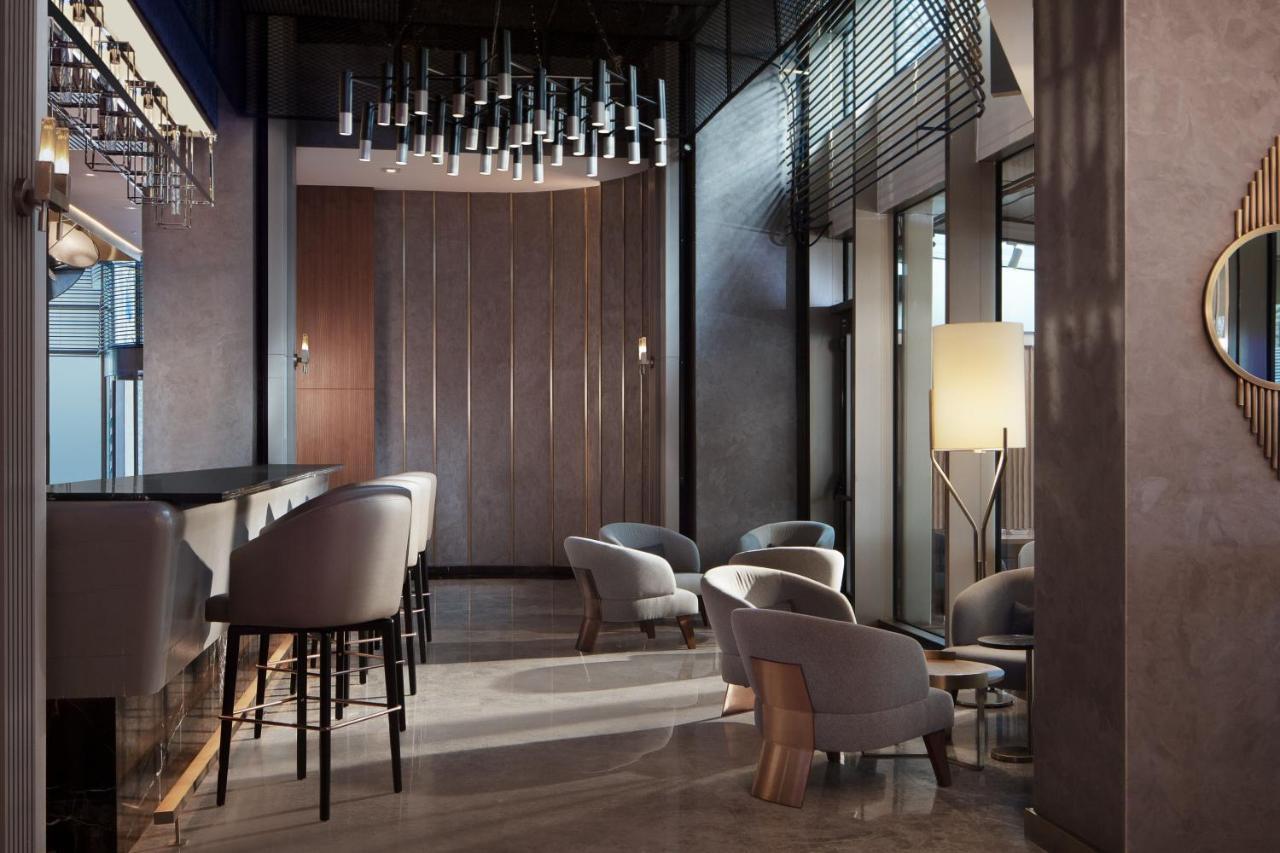 Delta Hotels By Marriott Istanbul Levent Exterior photo