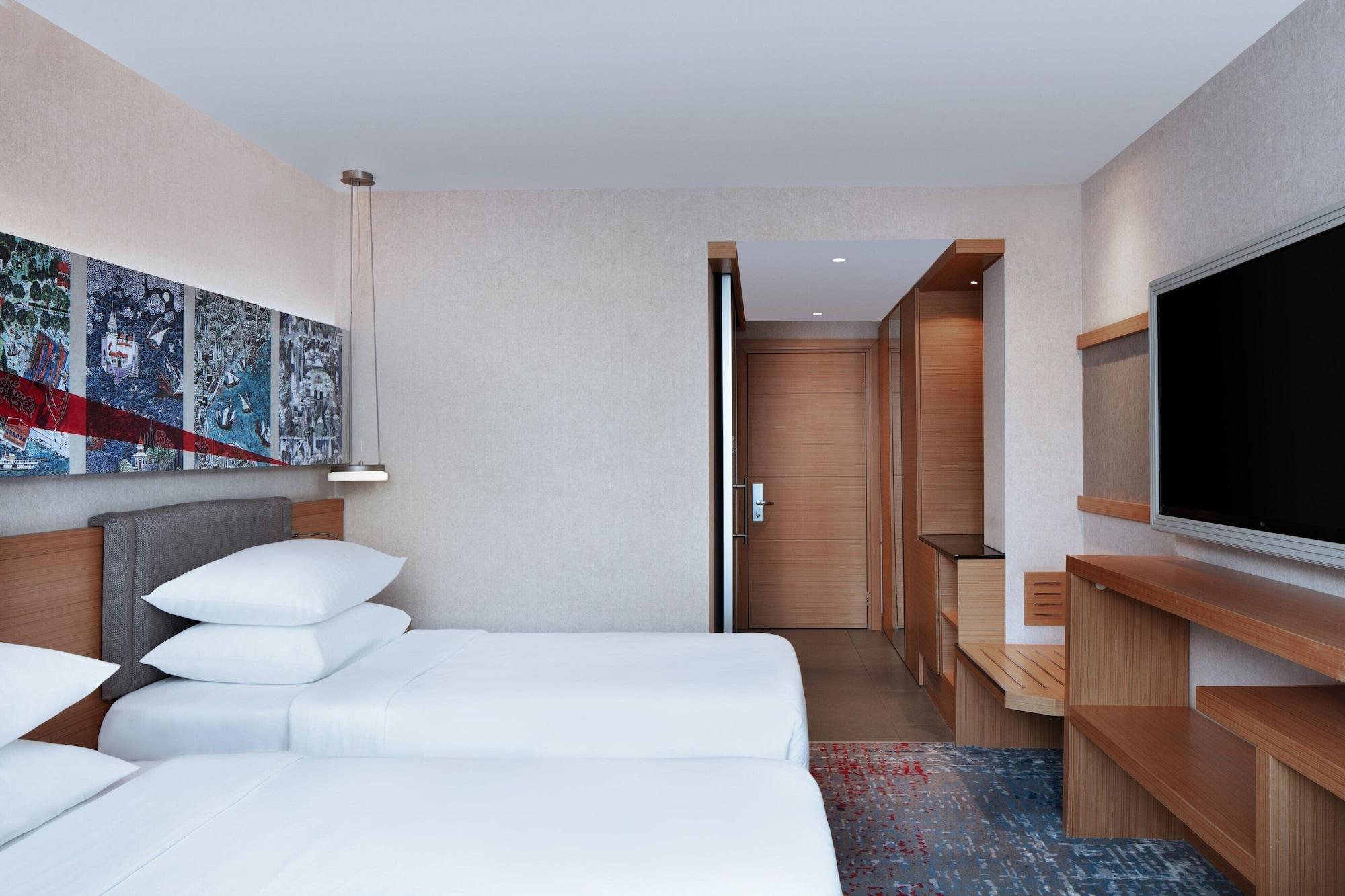 Delta Hotels By Marriott Istanbul Levent Exterior photo