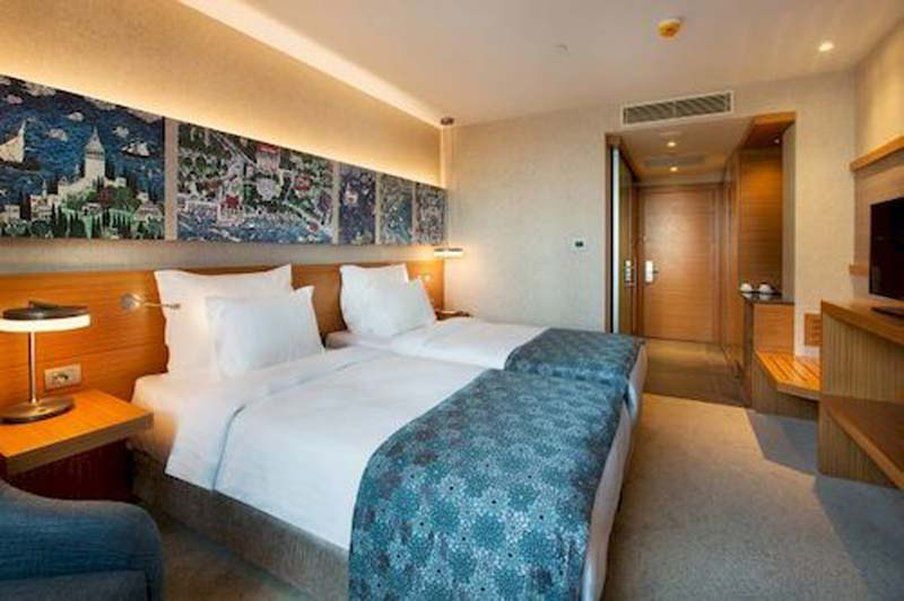 Delta Hotels By Marriott Istanbul Levent Exterior photo